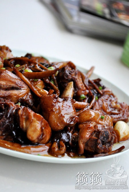 茶树菇麻油香锅鸡