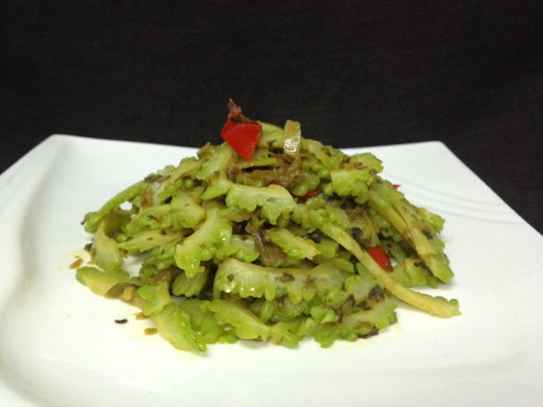 酸菜炒苦瓜