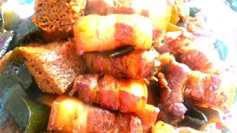秘制红烧肉
