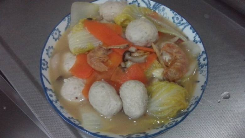 鲜菇肉丸白菜