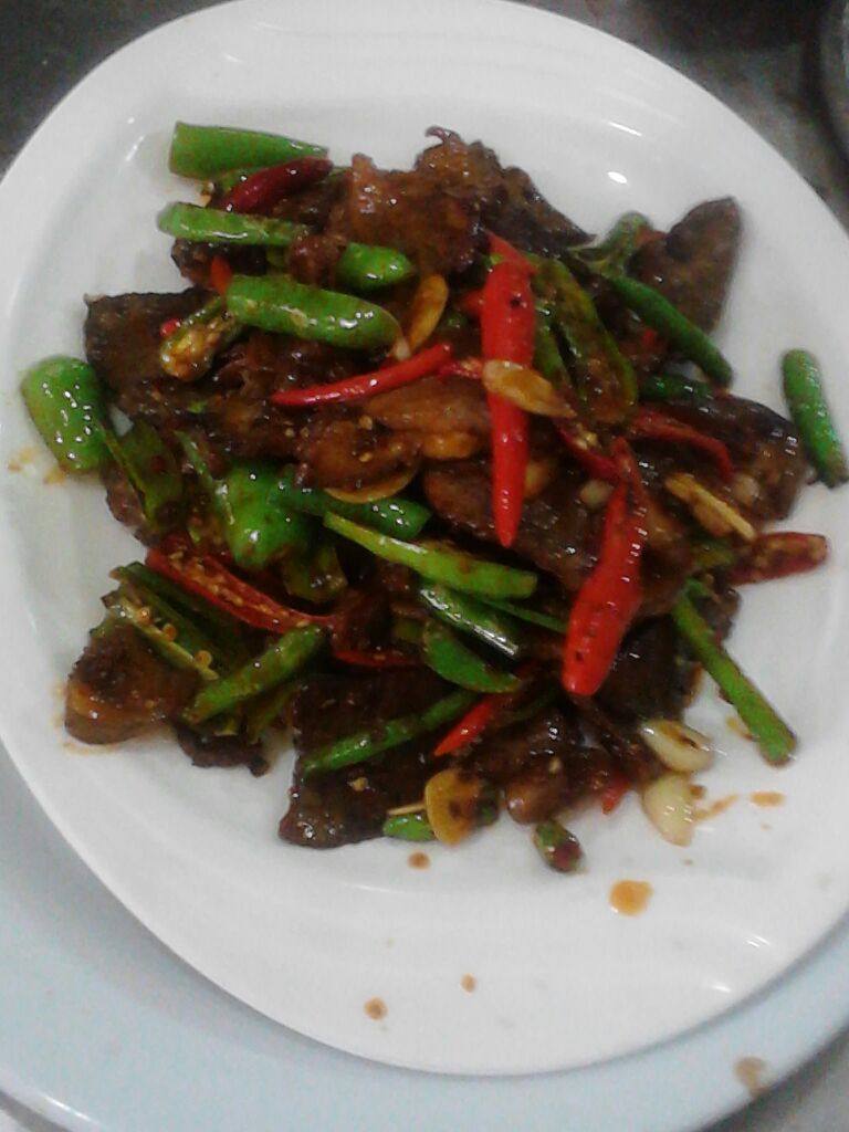 小炒牛肉