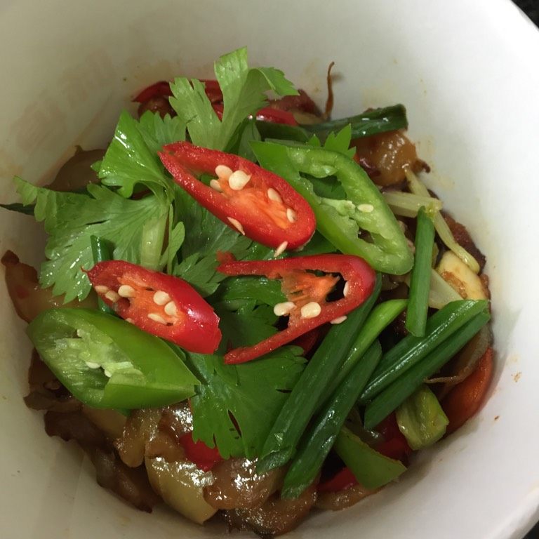三层肉炒榨菜