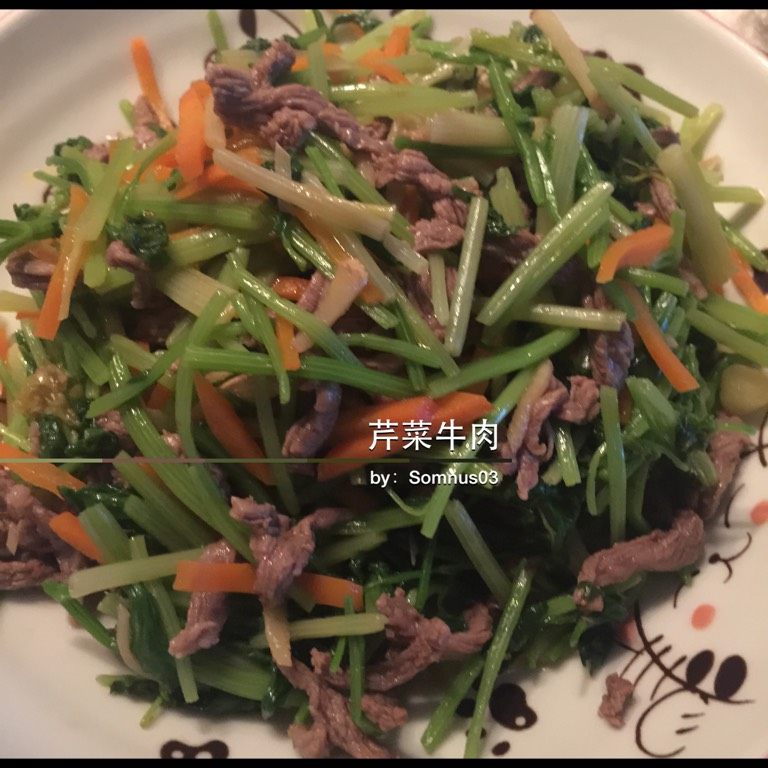 芹菜牛肉,装盘