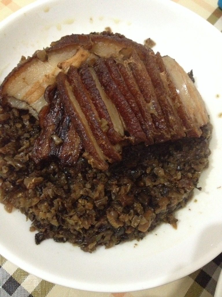 梅菜扣肉,梅干菜下饭真的超好吃