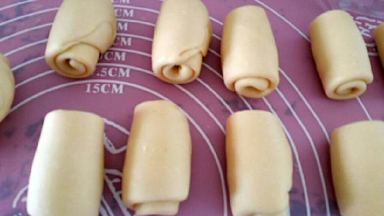 苏式鲜肉月饼,上面的步骤重做一次