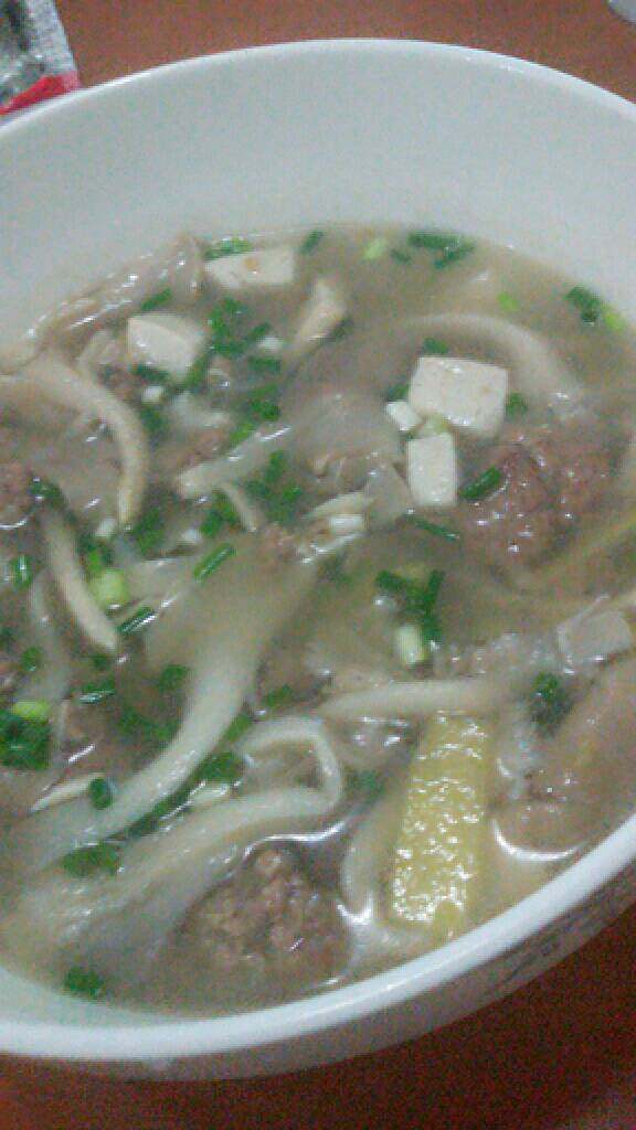 肉末蘑菇豆腐汤