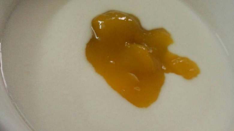 芒果酱酸奶