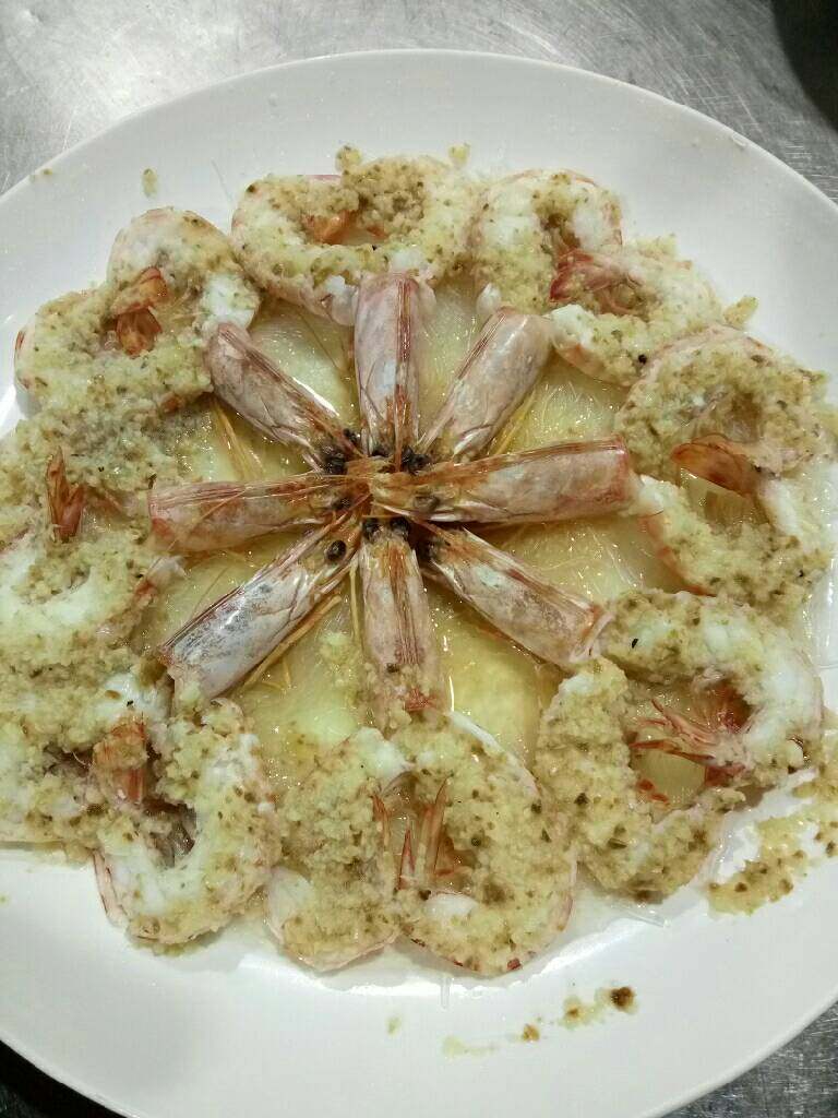 蒜蓉大虾,出锅啦,有没有流口水
