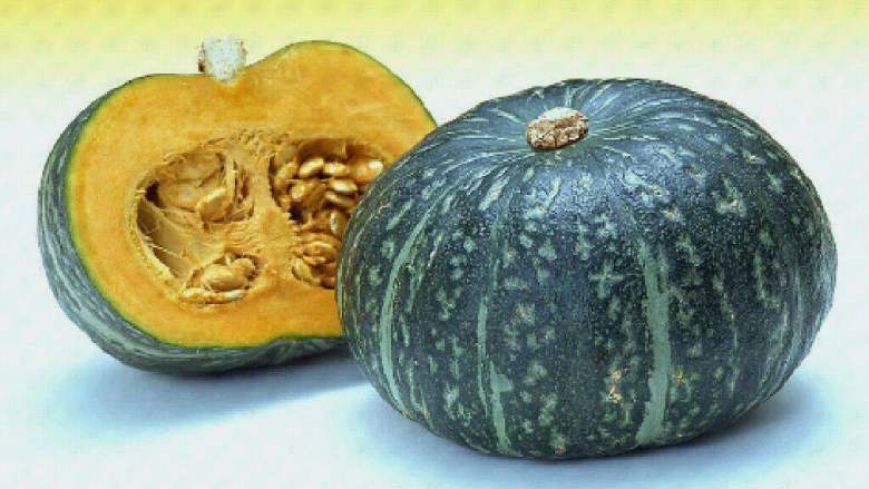 牛奶玉米窝瓜露,<a style='color:red;display:inline-block;' href='/shicai/ 3567'>窝瓜</a>洗净，去籽，去皮，切成粒。