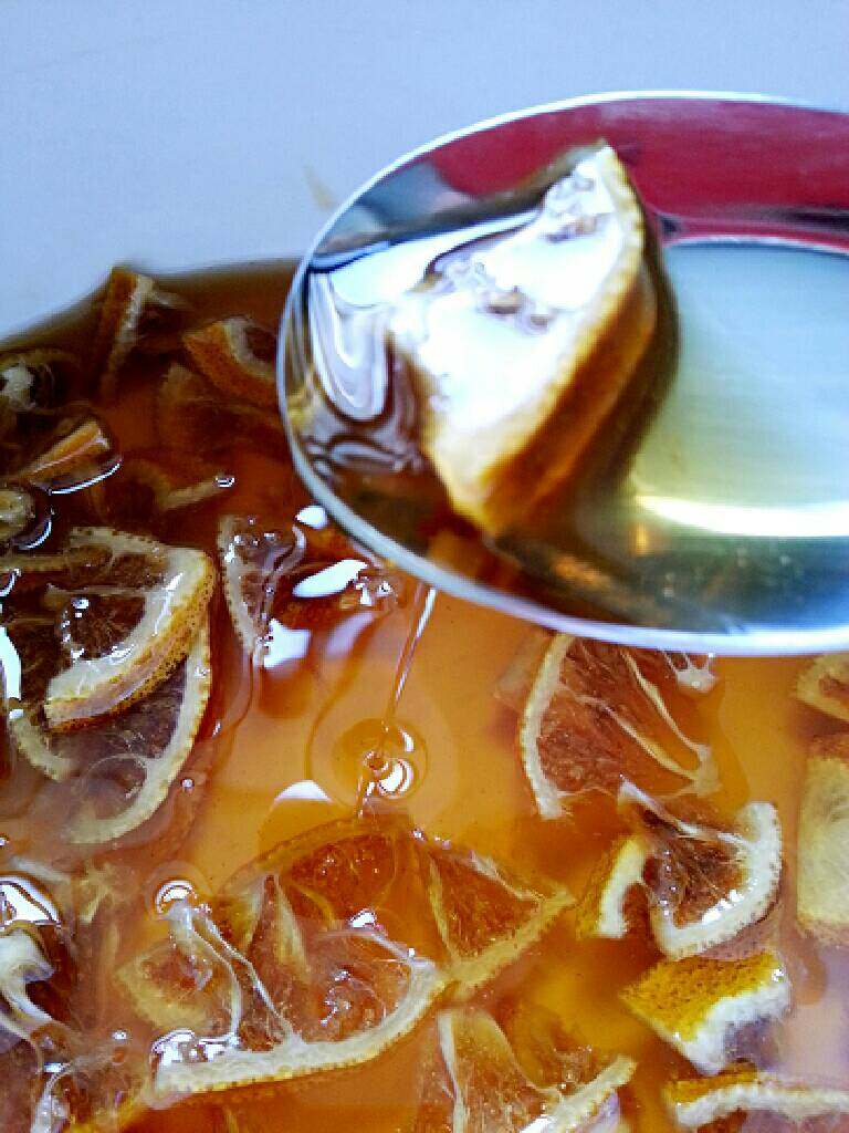 柠檬膏,电炖锅炖八个小时