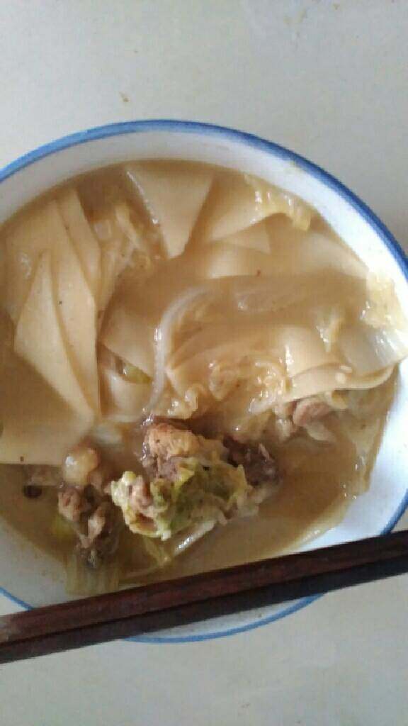 地锅鸡肉白菜面片