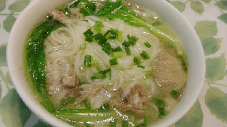 筒骨汤面