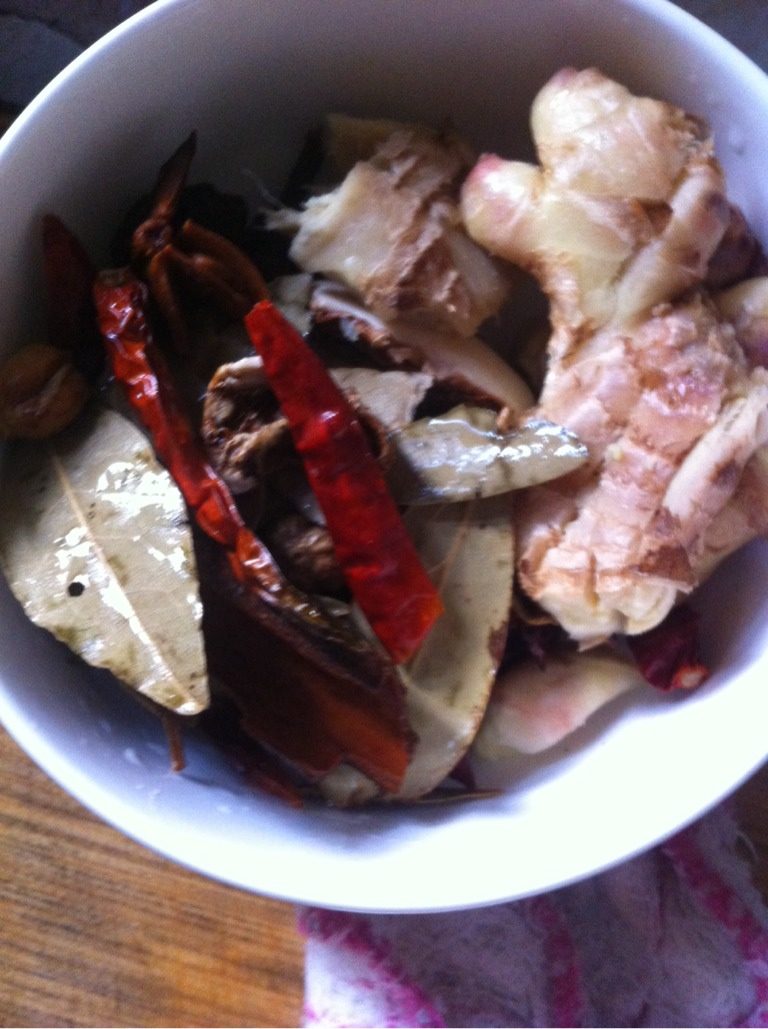 卤鸡爪,准备食材