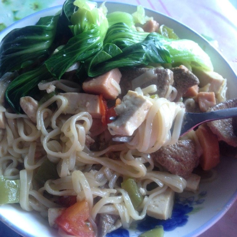 焖面(金沙河面条),加上白菜
