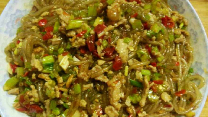 芹菜炒粉丝