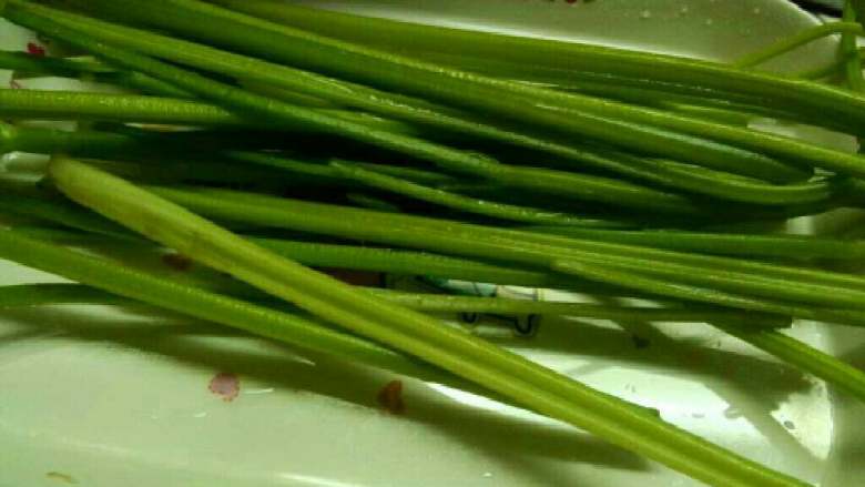 芹菜炒粉丝,<a style='color:red;display:inline-block;' href='/shicai/ 125'>芹菜</a>