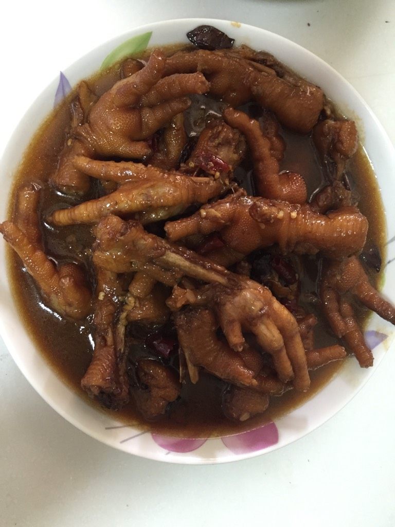 红烧鸡爪（超好吃）