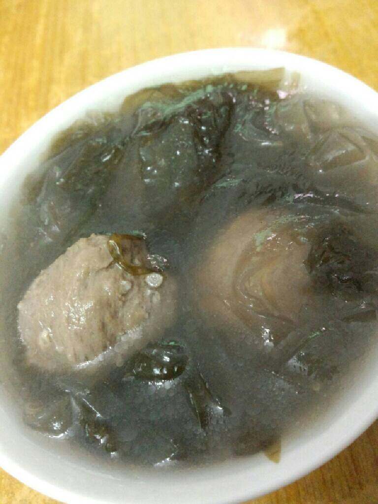 牛丸紫菜汤薯粉,盛盘食用
