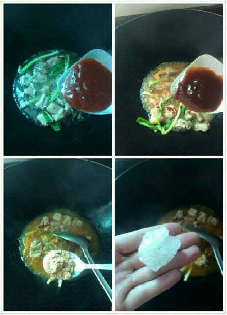 番茄话梅排骨,然后番茄酱烤肉酱还有话梅粉各一勺,有话梅的来三四个吧!还有一小块冰糖中火炖