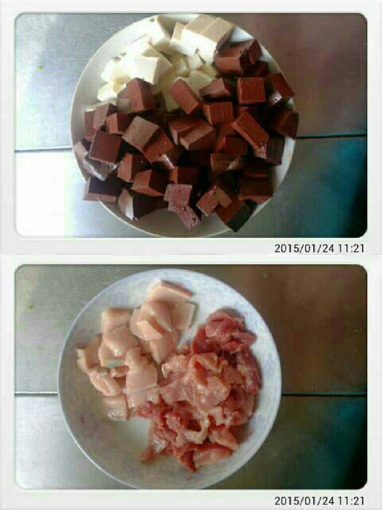 肉片猪血豆腐,把豆腐猪血肉切好备用