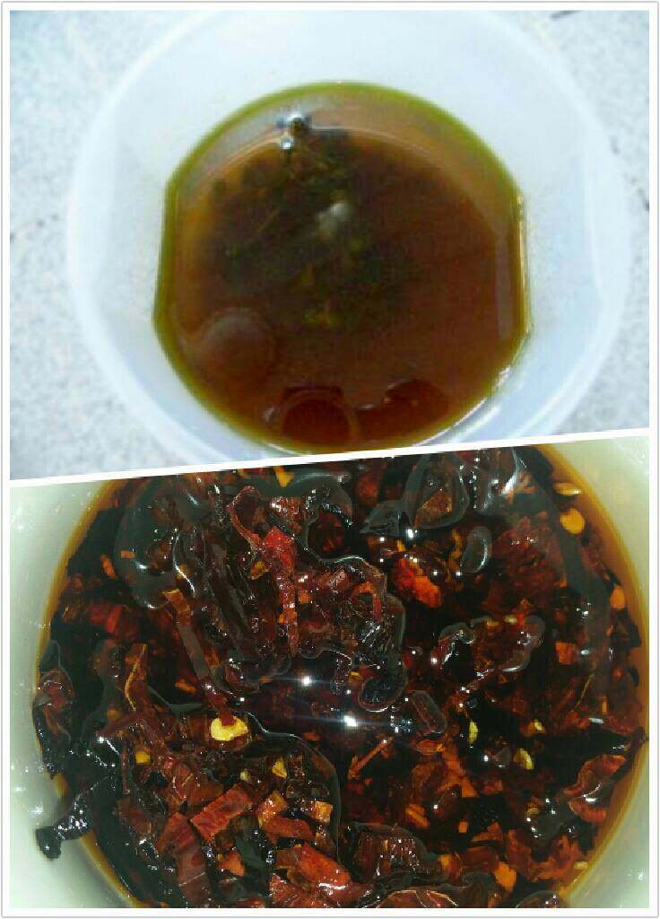 猪耳朵拌瓜丝,放辣椒油，花椒油，醋，<a style='color:red;display:inline-block;' href='/shicai/ 10588'>糖</a>，盐调味儿。