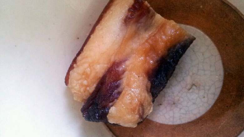 手撕包菜,<a style='color:red;display:inline-block;' href='/shicai/ 436'>腊肉</a>切片