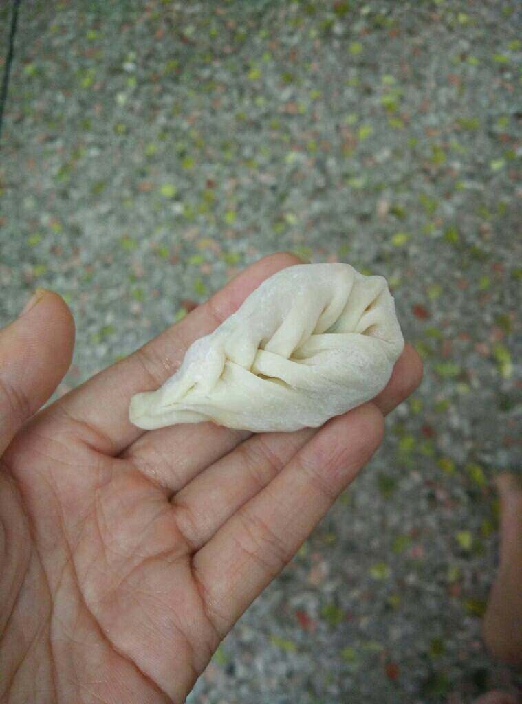 玉米猪肉饺子,这样就包饺完毕了