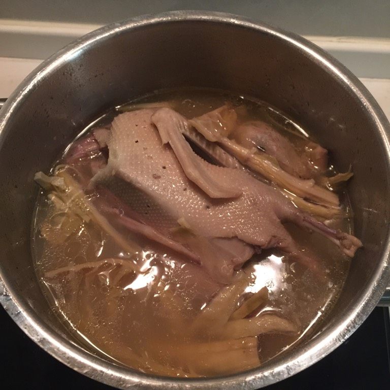 笋干老鸭汤