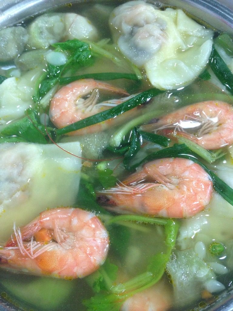猪饺鲜虾汤