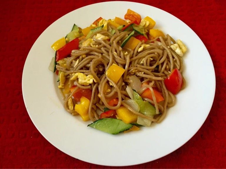 手搓莜面,如图美味的手搓莜面,快来品尝吧,健康营养好味道哦。