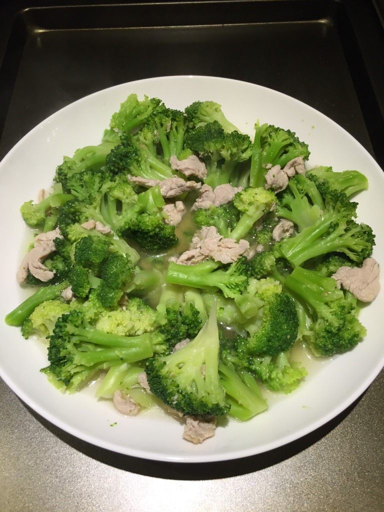 西兰花炒肉片