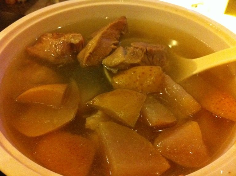 雪梨豬輾褒南北杏湯