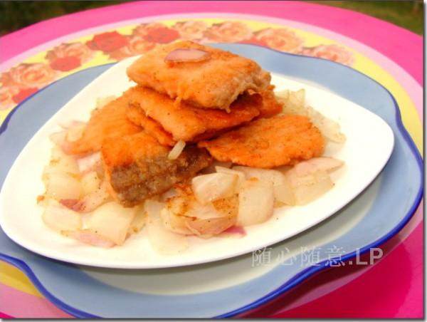 洋葱香煎三文鱼