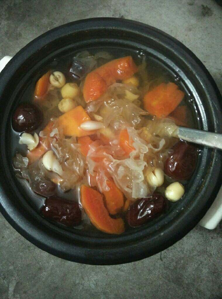 木瓜银耳汤