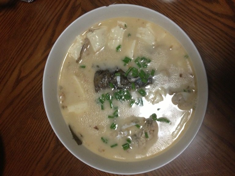 鱼头豆腐汤