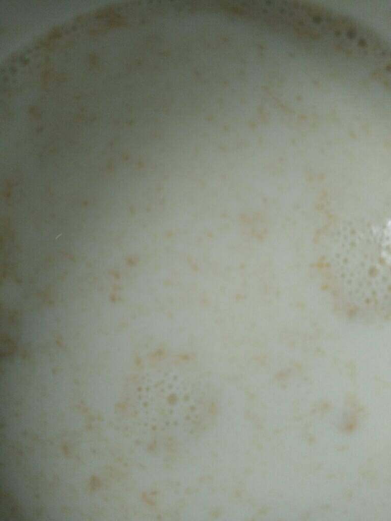 草莓风味牛奶燕麦粥