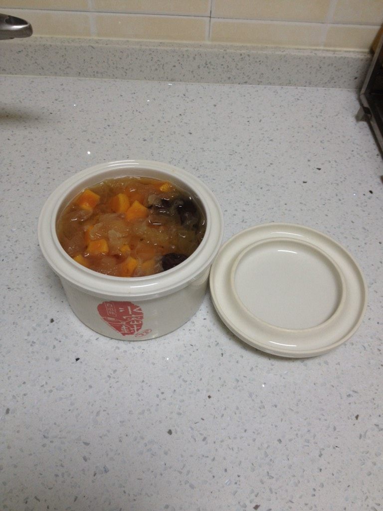 木瓜红枣银耳汤