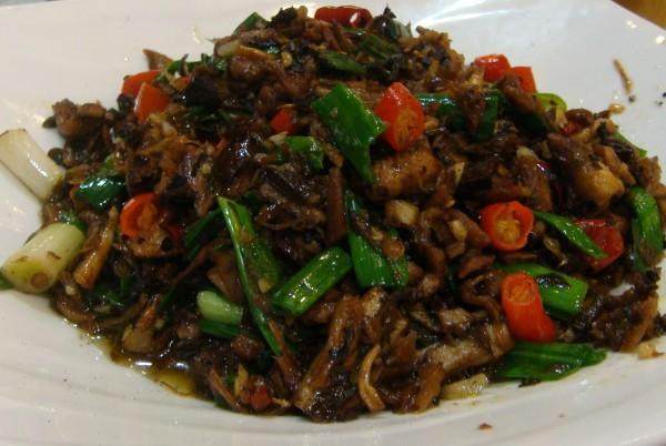 外婆菜炒鳝鱼片