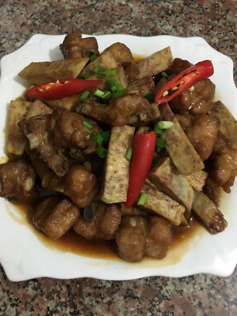 糖醋排骨加芋头