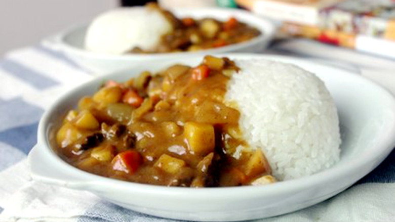 鸡肉咖喱饭