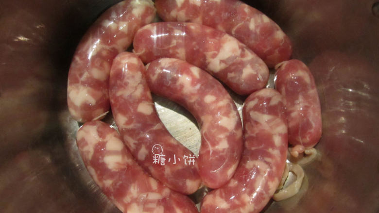 【原香腊肠】闽南风味 ,挂起来,阴凉通风处晾晒7-10天左右即可