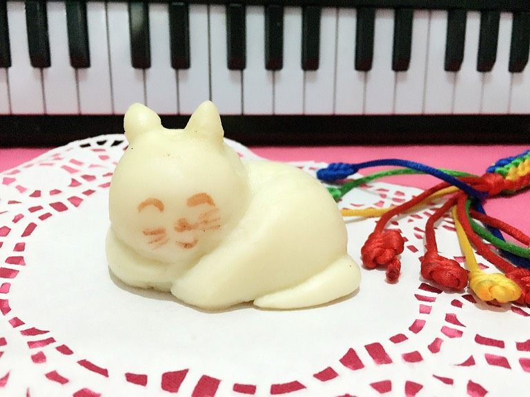 懒猫馒头,如图画上眼睛鼻子,嘴巴,憨态可掬的大懒猫有没有萌到你。