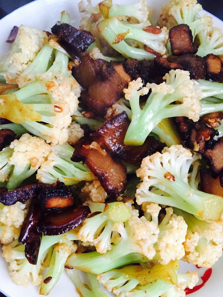 自制腊肉,可以用来炒菜，也可以蒸着吃，很香