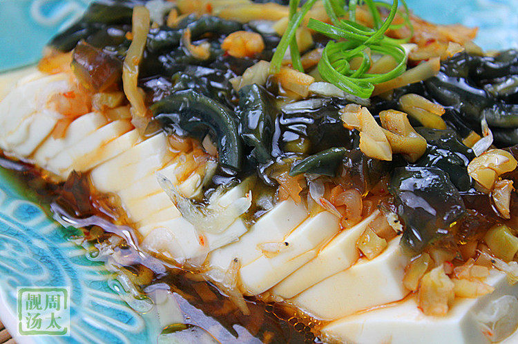 皮蛋榨菜拌豆腐