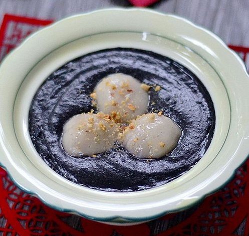 黑芝麻杂粮糊汤圆