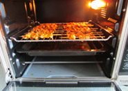 烤孜然鸡肉串,再入烤箱烤4分钟就可以了。