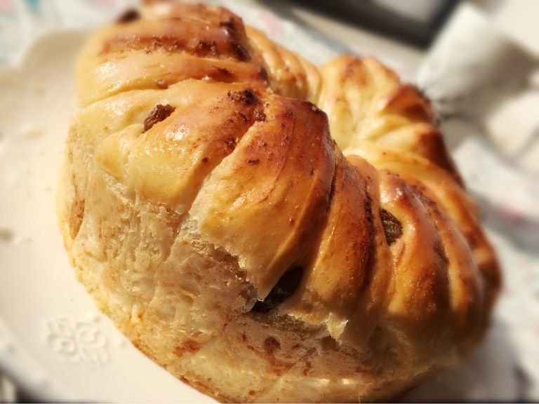 手撕面包,侧面。