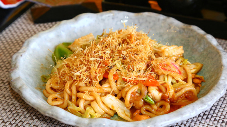 韩味素炒乌冬面
