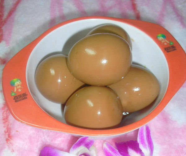 五香卤蛋