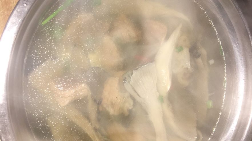 香蘑牛肉汤